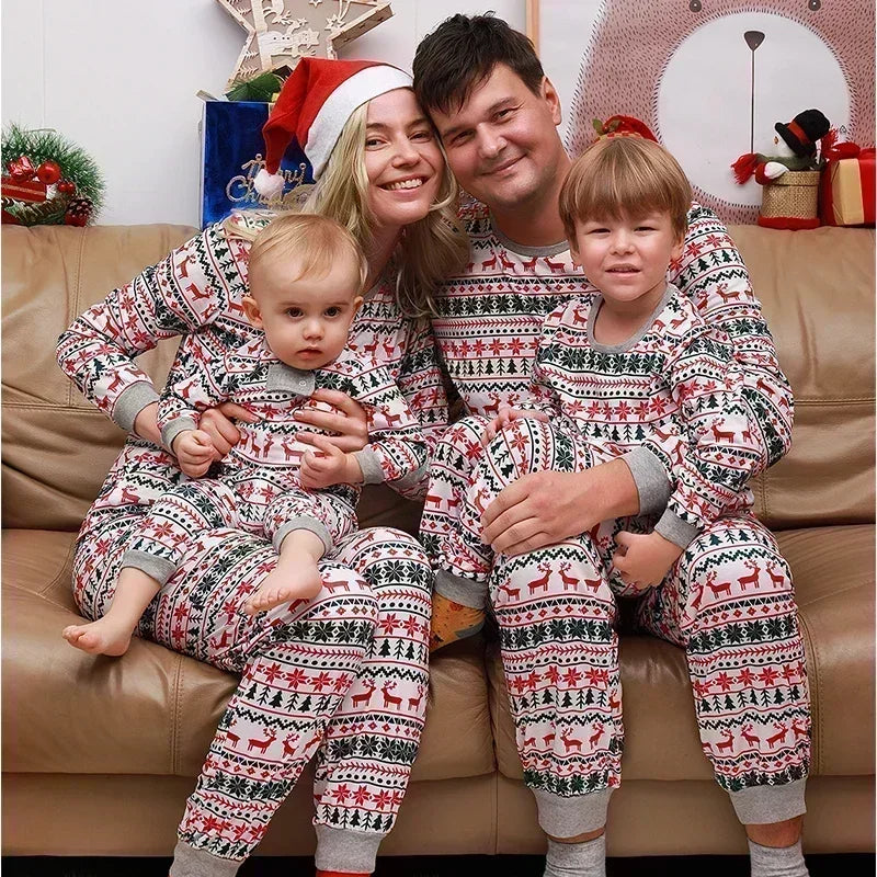 2025 Christmas Family Matching Pajamas β Elk Print Sleepwear Set for Mom, Dad, Kids & Baby, Holiday PJs & Xmas Gift