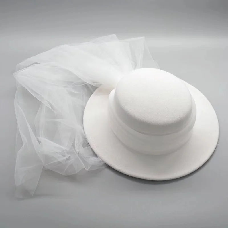 High-End Elegant Retro French Wool Top Hat – White Headdress for Weddings, Travel Photography & Special Occasions