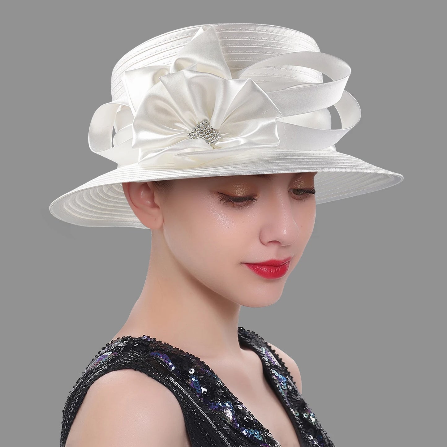 Deluxe White Church Hat β Elegant Satin Party & Banquet Hat with Chains & Flowers, Perfect for Formal Events & Photography