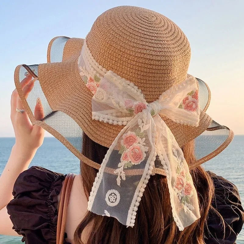 Women’s Elegant Wide Brim Straw Sun Hat – Summer Beach UV Protection, Adjustable & Foldable with Lace Bow for Outdoor Vacations