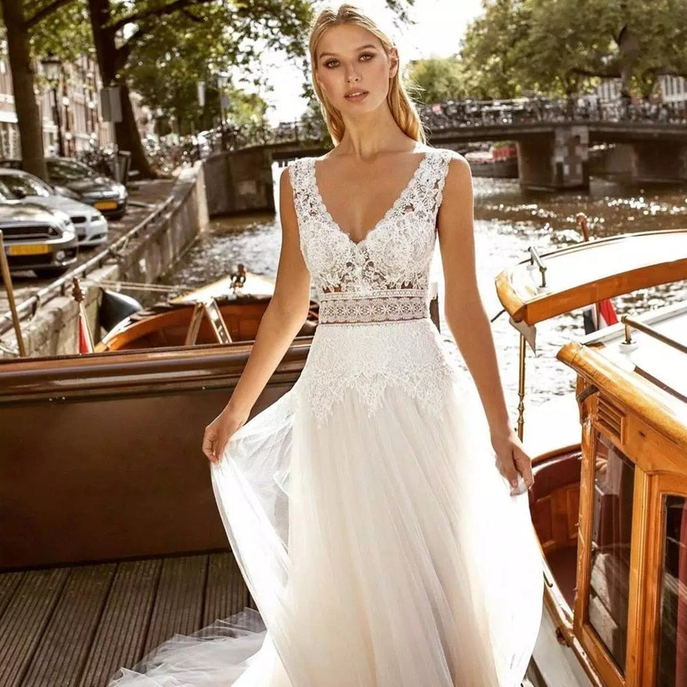 V-neck Wedding Dress