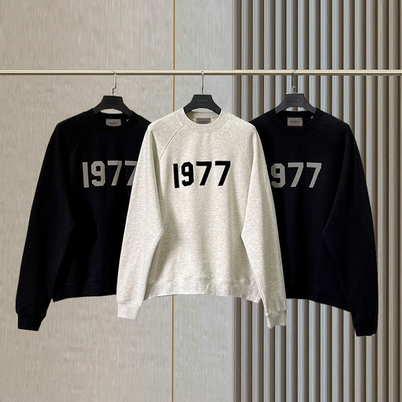 Essentials Sweatshirt Pullover Top