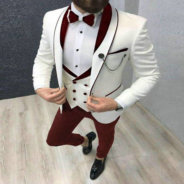 Slim Fit Tuxedo 3 Piece Set (blazer + Vest+ Pants）