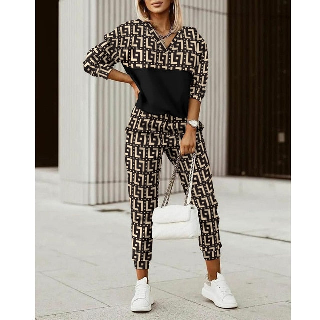 V Neck Print Top + Pants Tracksuit