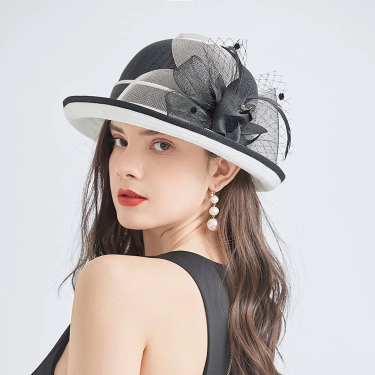 Elegant Summer Straw Hat for Women – Retro Curl Brim Sunbonnet with Flower, Outdoor Beach Sunshade, Party & Church Hat