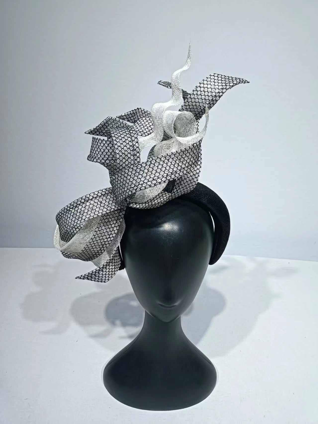 Handmade Floral Hat for Women – Elegant Sinamay Church Hat, Ladies’ Derby & Party Dress Headwear