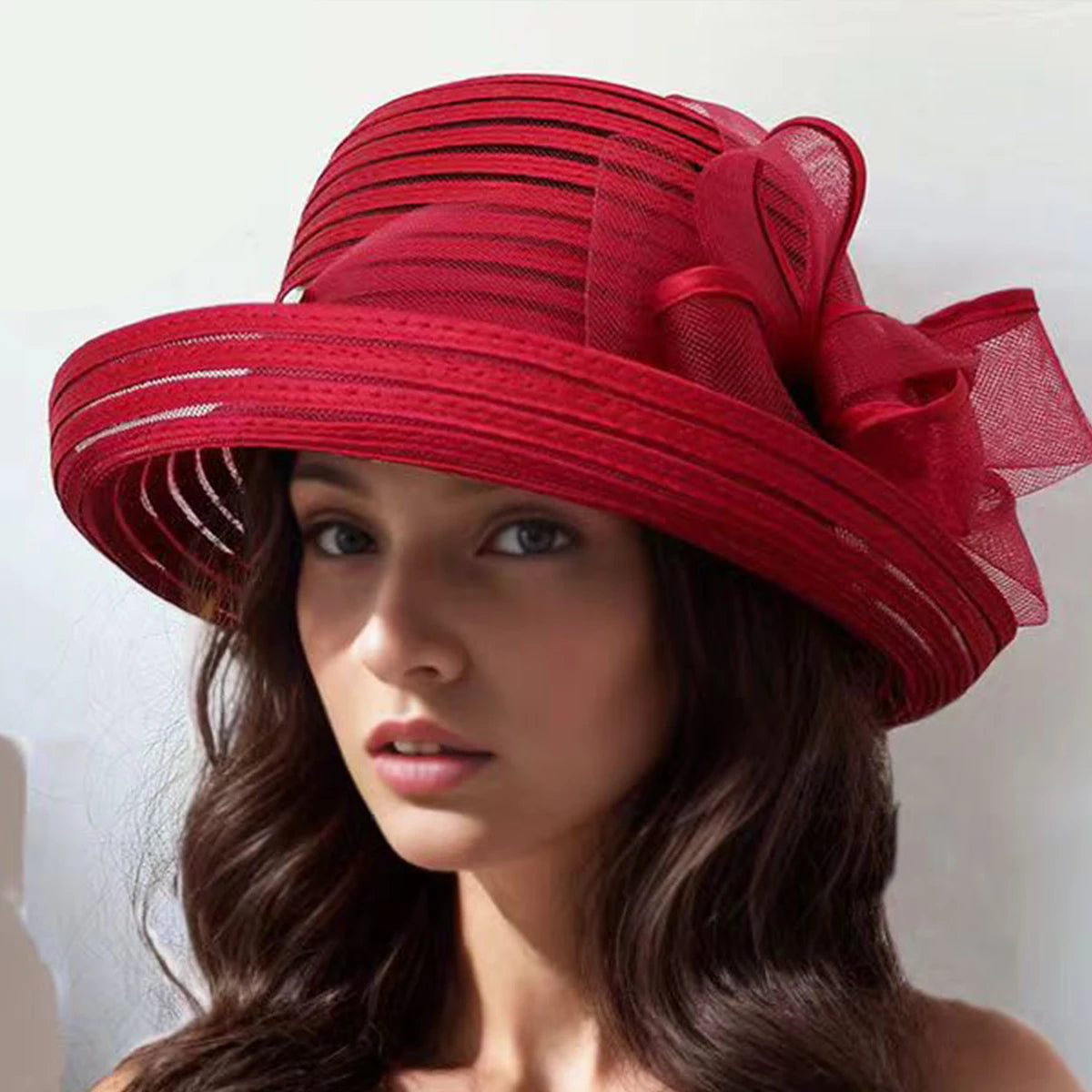 Women’s Rolled Edge Mesh Sun Hat – Fabric Flower Decoration, Breathable Sunshade Sports & Leisure Cap
