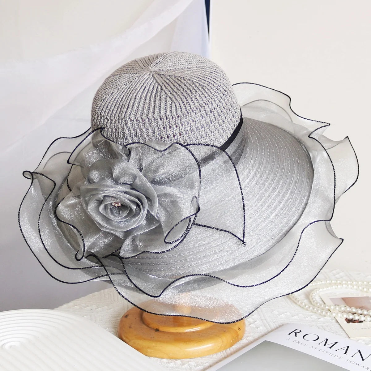 Elegant Women’s Summer Sun Hat – Breathable Foldable Organdy Hat with Woven Top & Flower Decoration