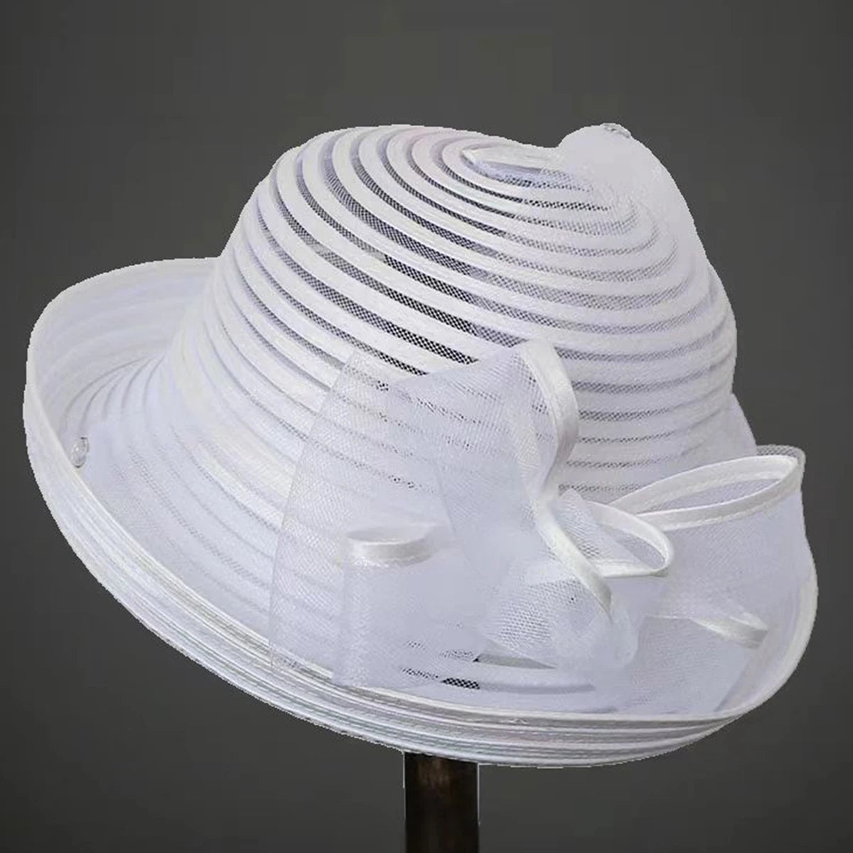 Women’s Rolled Edge Mesh Sun Hat – Fabric Flower Decoration, Breathable Sunshade Sports & Leisure Cap