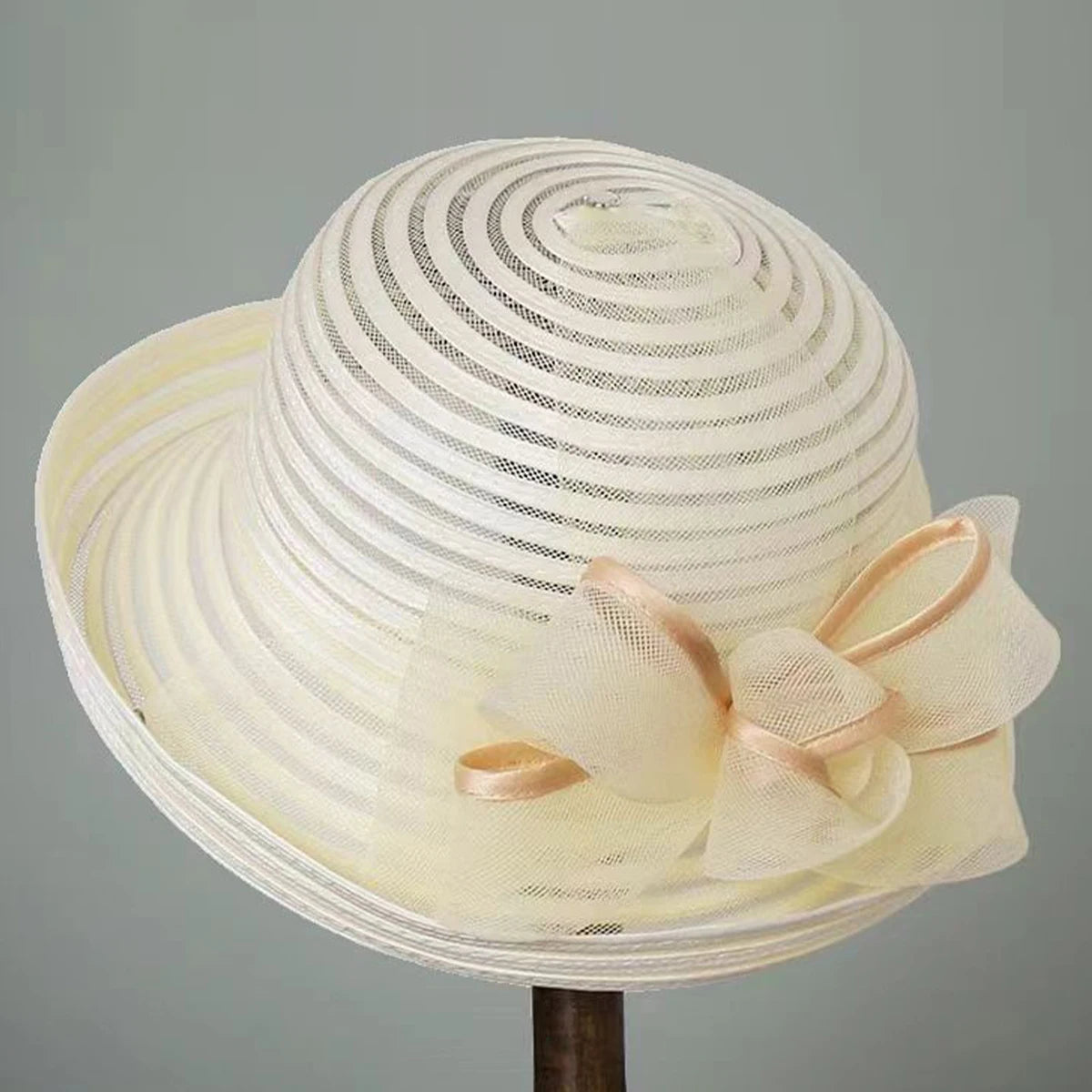 Women’s Rolled Edge Mesh Sun Hat – Fabric Flower Decoration, Breathable Sunshade Sports & Leisure Cap