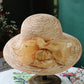 Elegant Women’s Mesh Pearl Flower Sun Hat – Foldable Wide Brim Lace Beach Hat for Spring & Summer