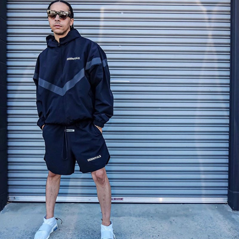 Essentials Short