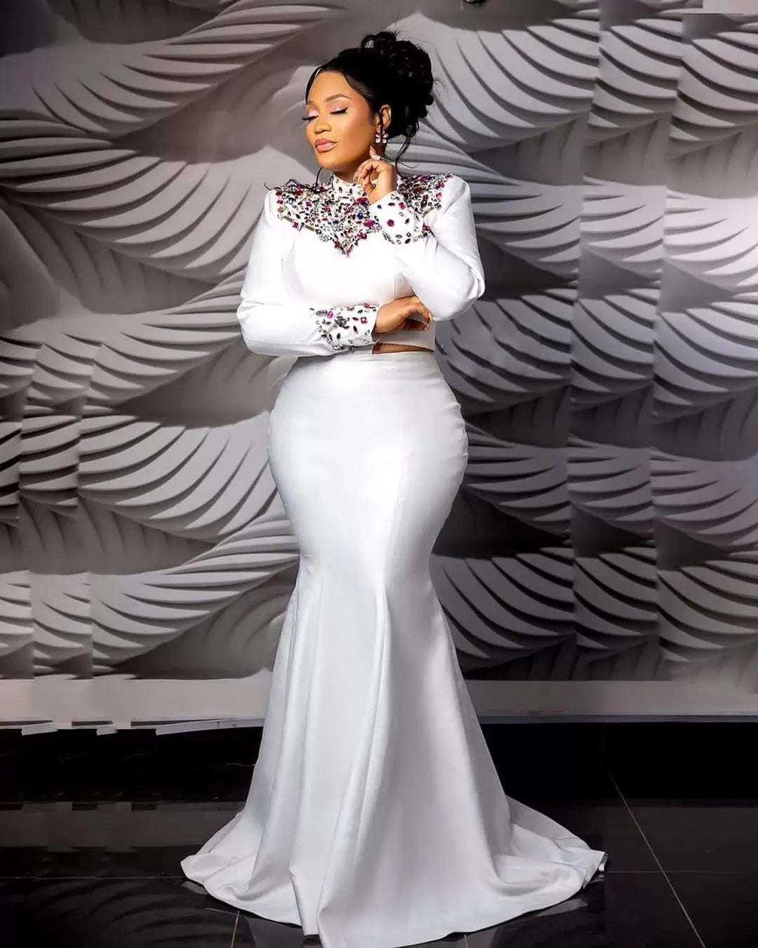 Elegant Beaded White Satin Mermaid Evening Dress